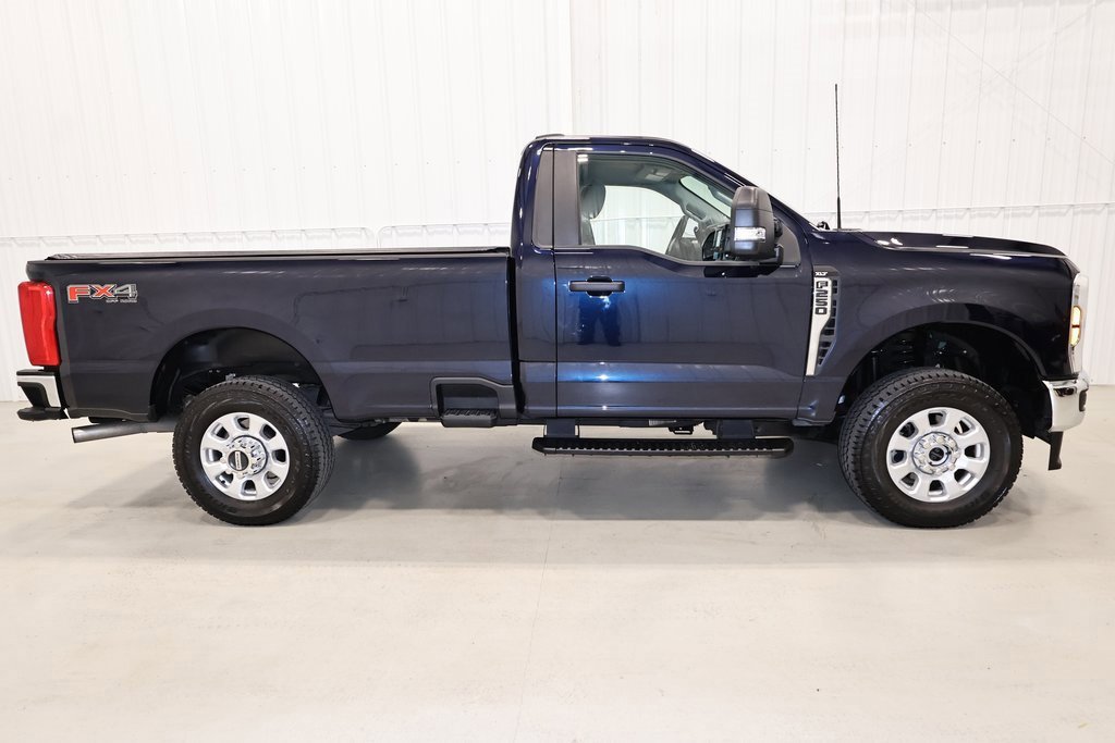 Certified 2024 Ford F250 XLT w/ FX4 Off-Road Package image 9