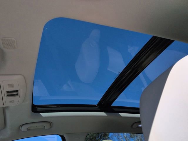 Used 2019 Buick Envision Essence image 19