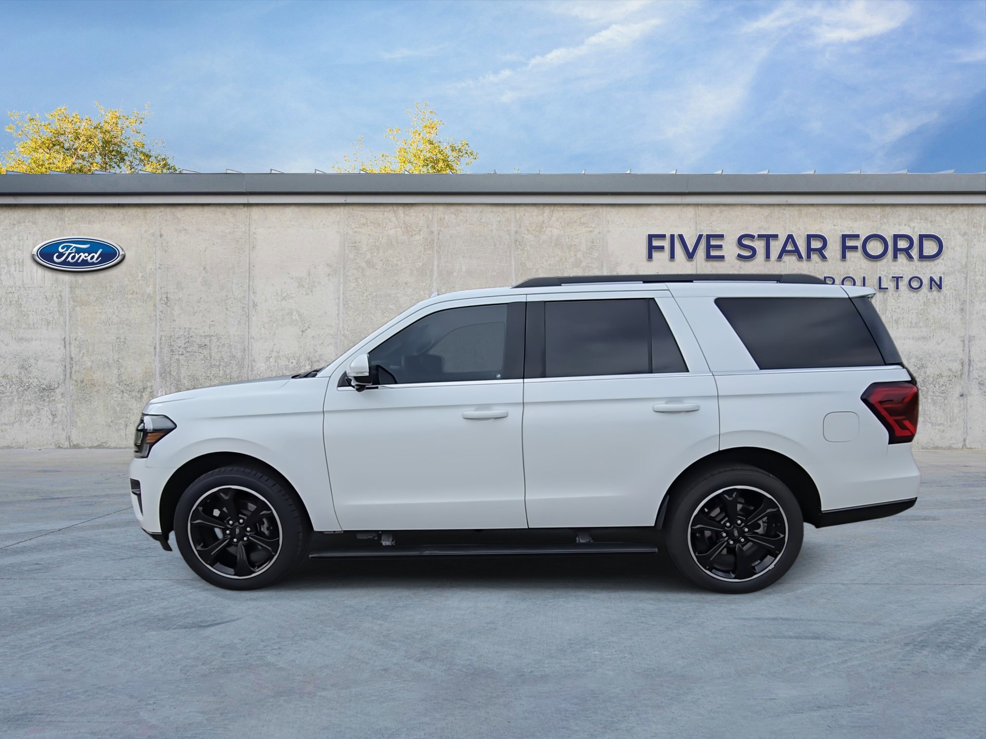 Certified 2023 Ford Expedition Limited RWD image 2