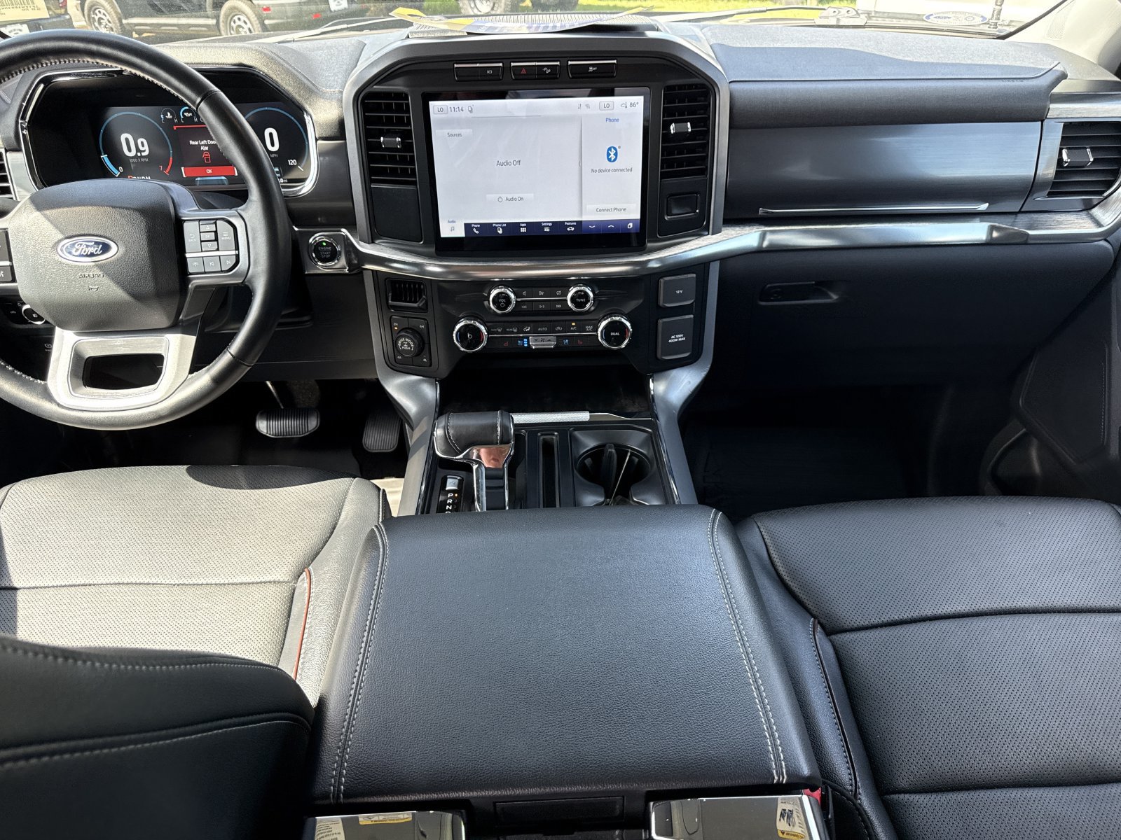 Certified 2022 Ford F150 Lariat w/ FX4 Off-Road Package AWD/4WD image 17