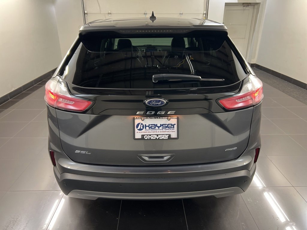 Certified 2022 Ford Edge SEL w/ Convenience Package image 3