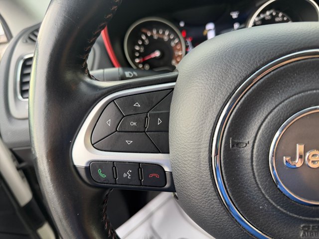 Used 2020 Jeep Compass Trailhawk AWD/4WD image 10