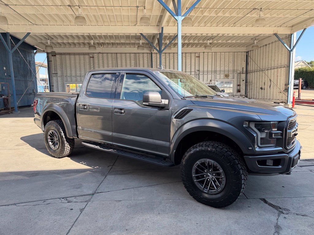 Certified 2019 Ford F150 Raptor w/ Equipment Group 802A Luxury AWD/4WD image 4