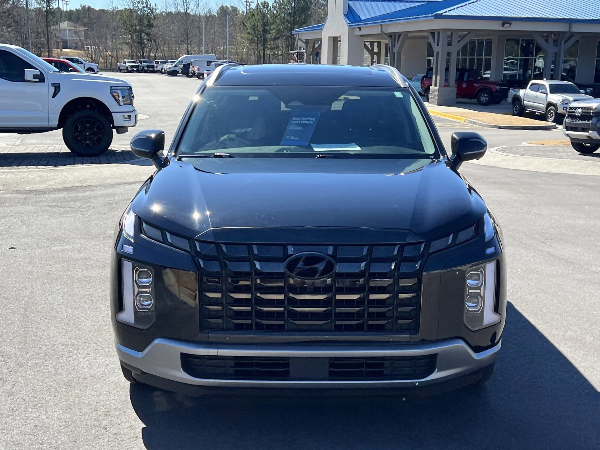 Used 2024 Hyundai Palisade SEL w/ Premium Package image 8