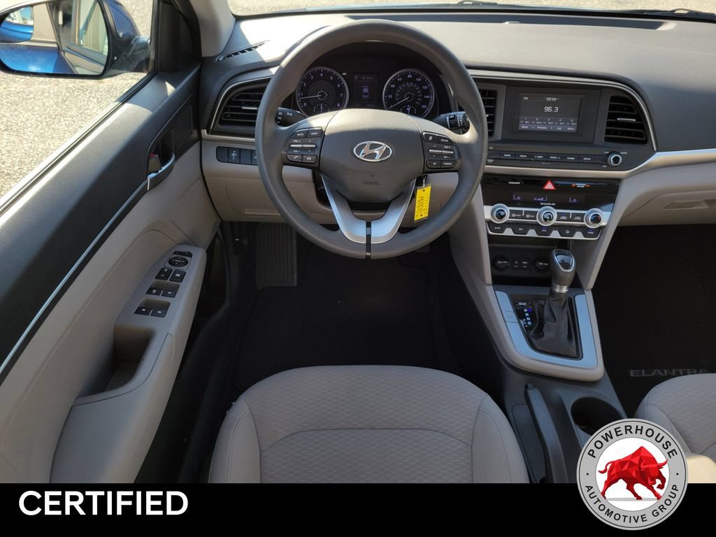Used 2020 Hyundai Elantra SE FWD image 17