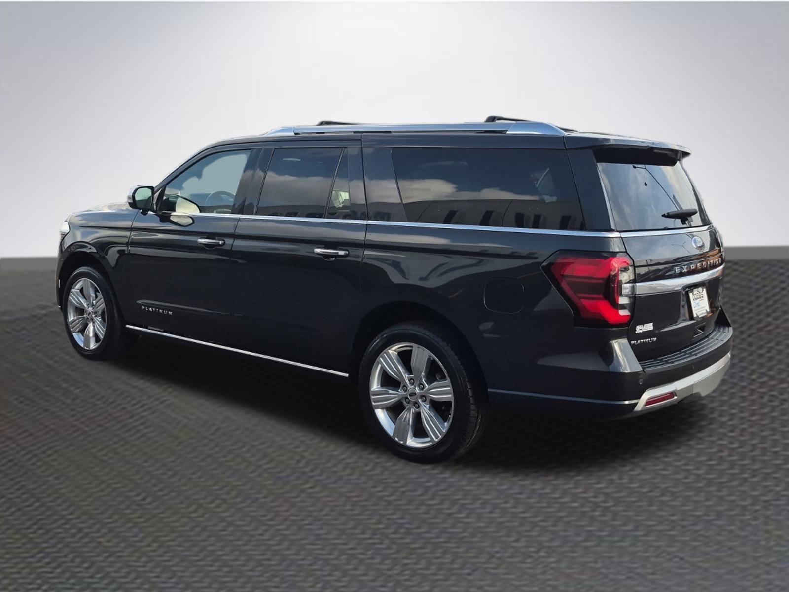 Certified 2023 Ford Expedition Max Platinum image 5
