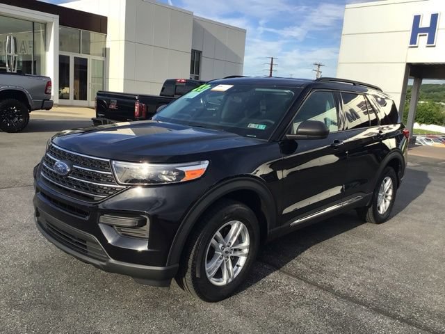 Certified 2023 Ford Explorer XLT AWD/4WD image 2