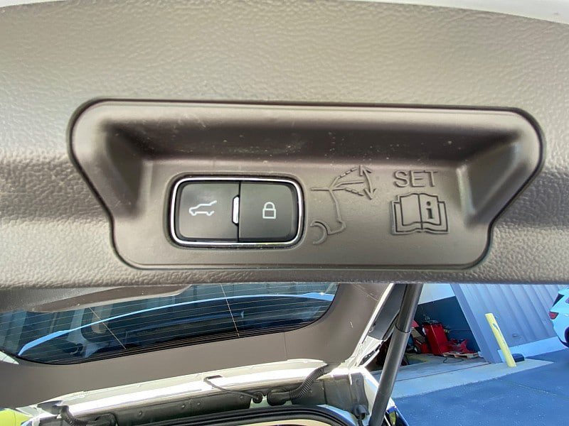 Certified 2023 Ford Explorer Platinum w/ Technology Package AWD/4WD image 63