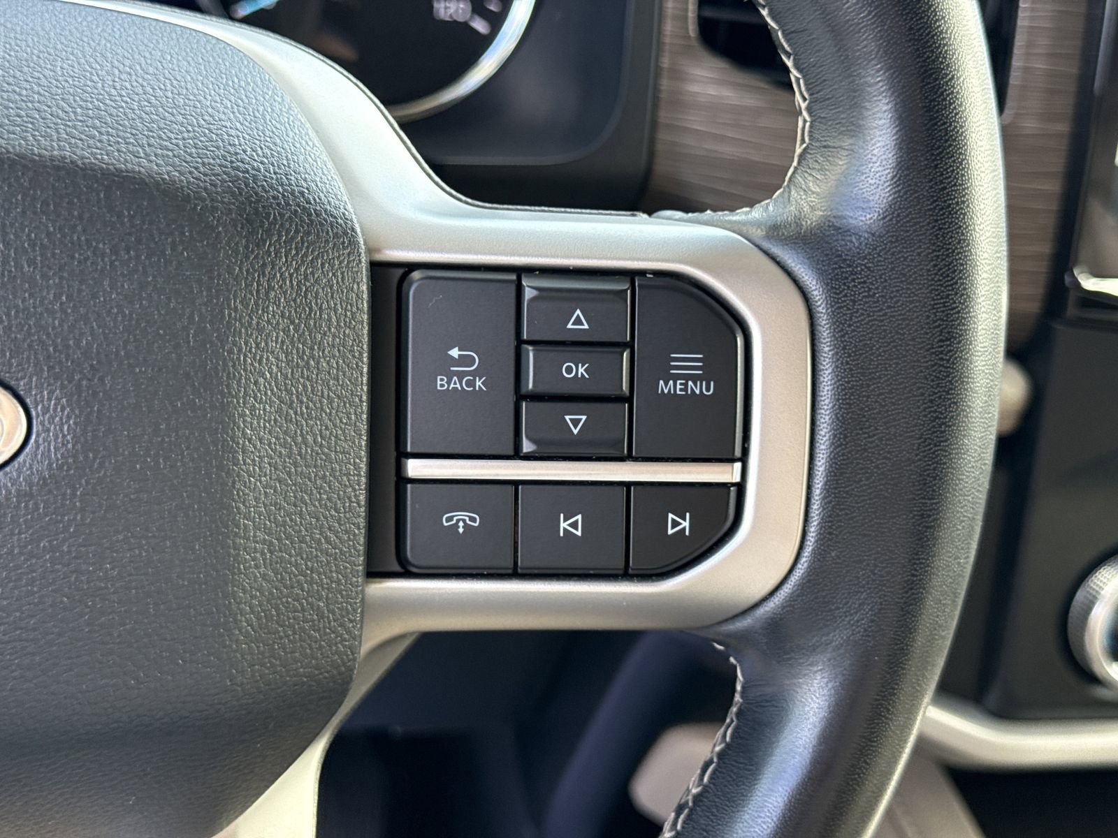 Certified 2024 Ford Expedition Limited image 29