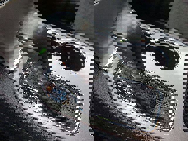 Used 2021 Jeep Grand Cherokee Laredo X image 16