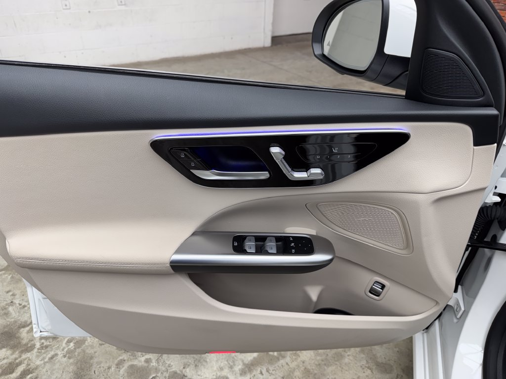 Used 2024 Mercedes-Benz C 300 4MATIC Sedan image 11
