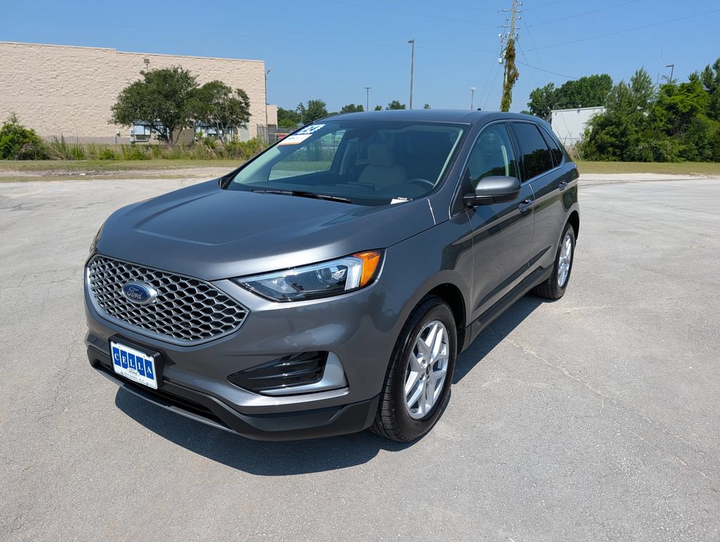 Certified 2024 Ford Edge SEL AWD/4WD image 5