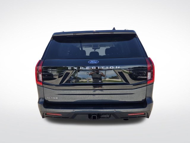 Certified 2025 Ford Expedition Active RWD image 8