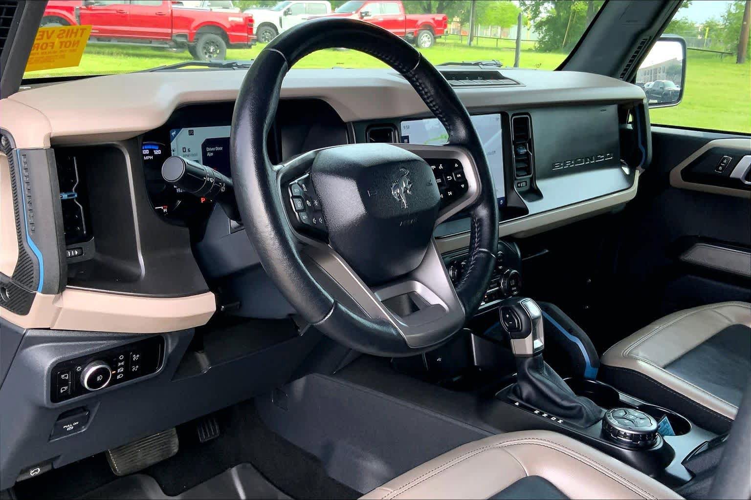 Certified 2023 Ford Bronco Wildtrak AWD/4WD image 16