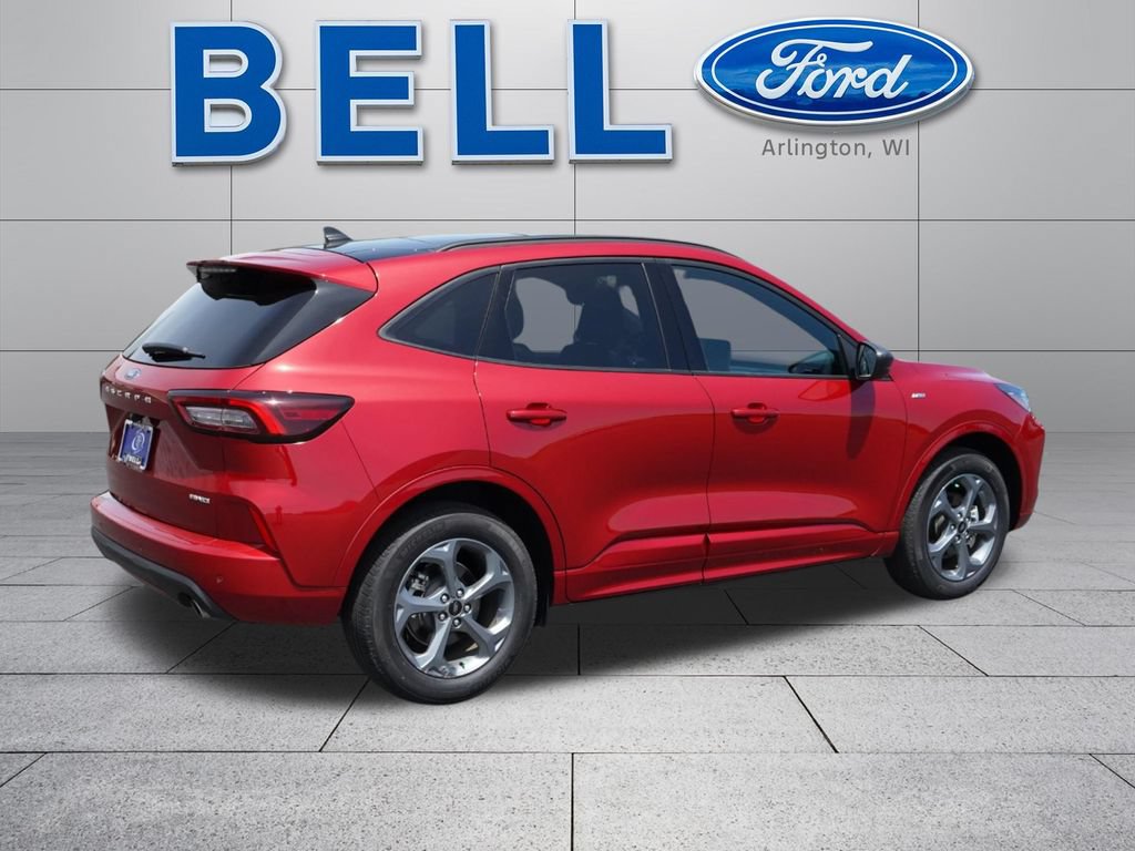Certified 2024 Ford Escape ST-Line w/ Tech Pack #1 AWD/4WD image 3