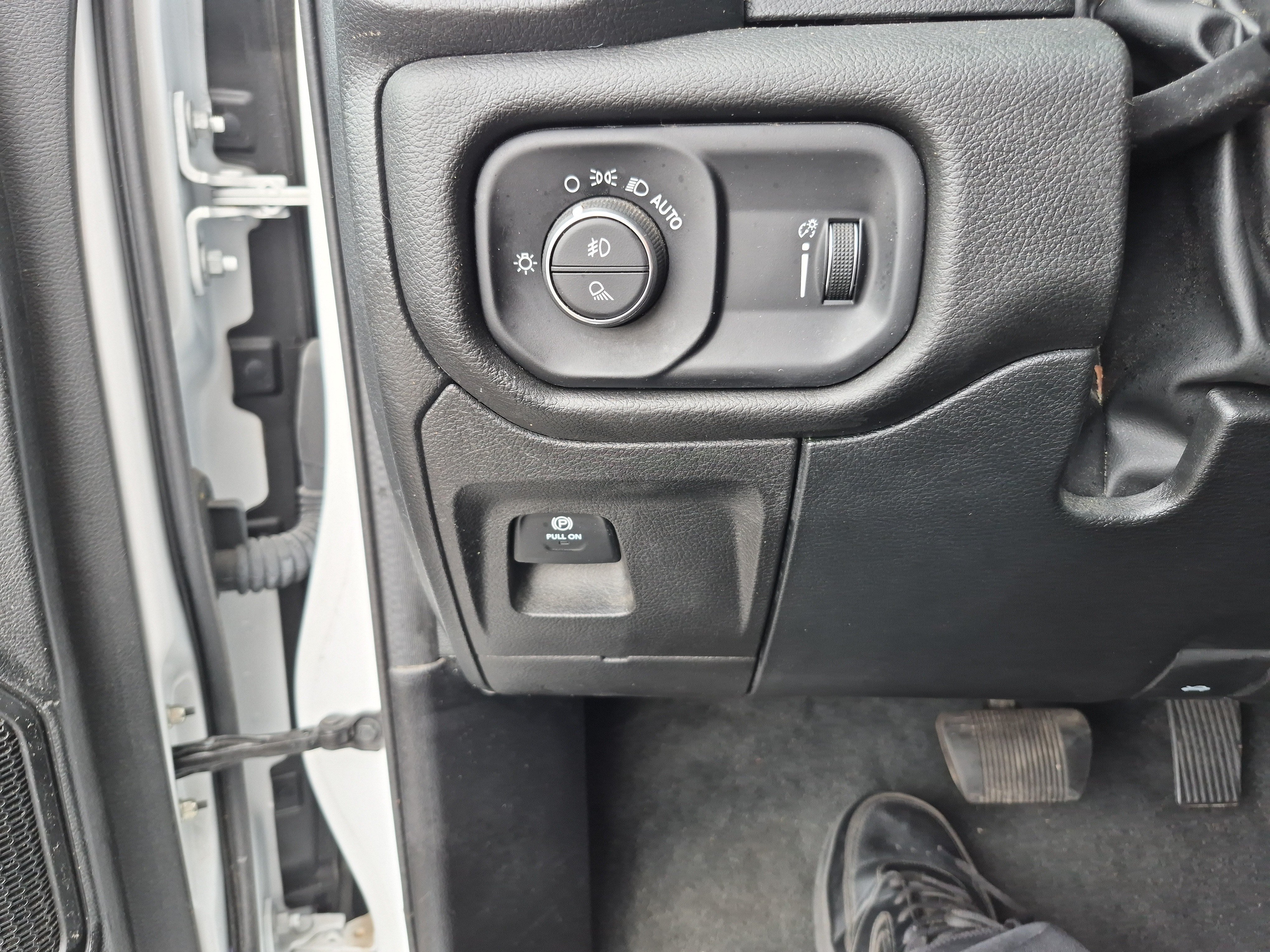 Used 2023 RAM 1500 Big Horn AWD/4WD image 21