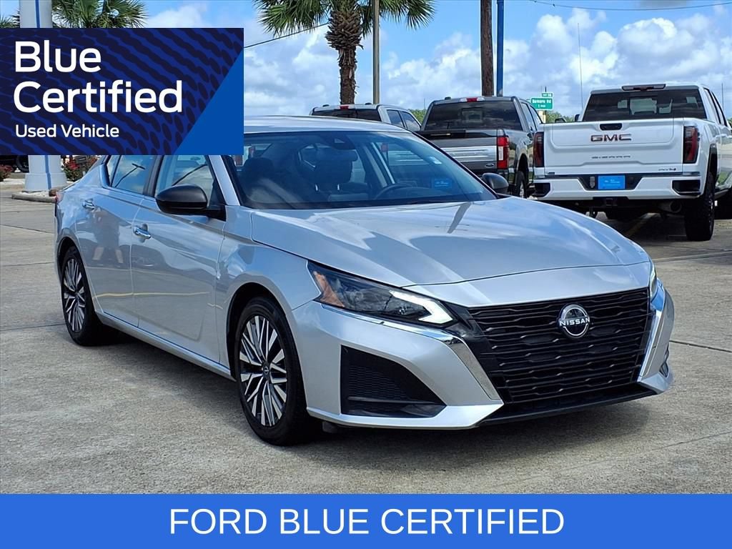 Used 2024 Nissan Altima 2.5 SV FWD image 7