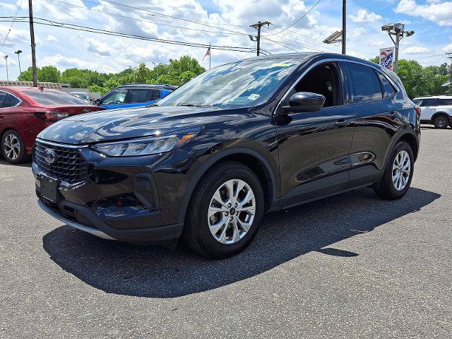 Certified 2023 Ford Escape Active w/ Tech Pack #2 FWD image 3