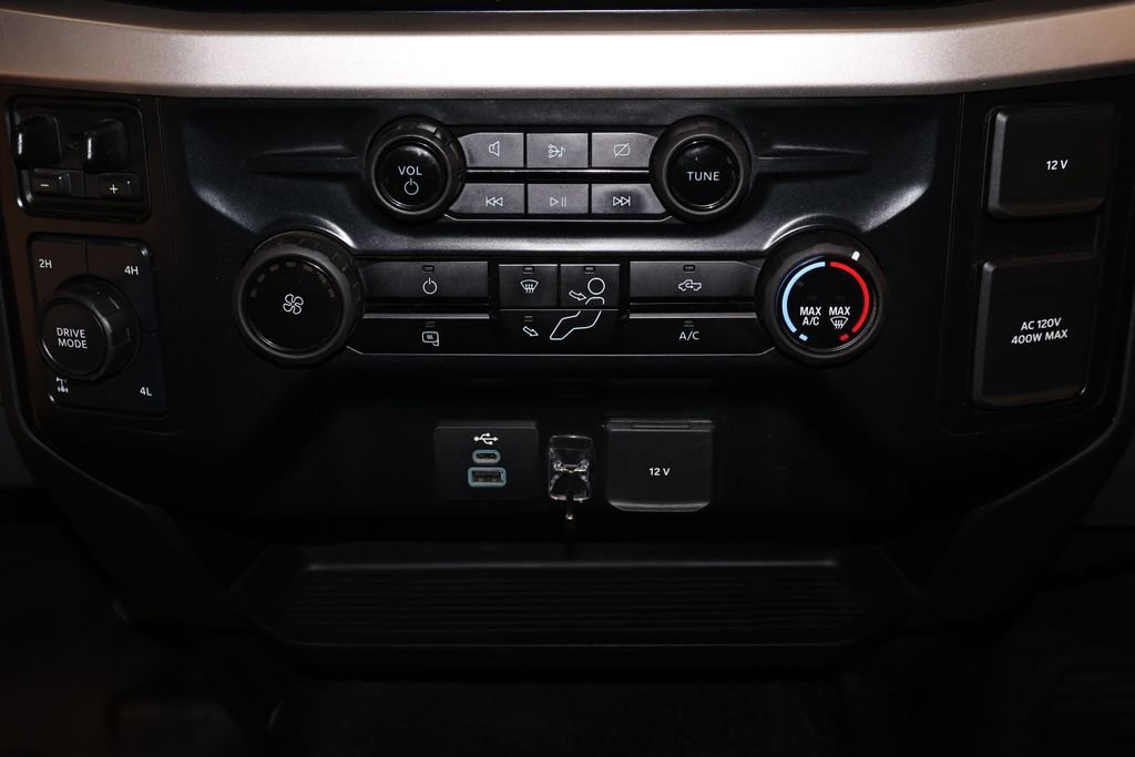 Certified 2023 Ford F350 XLT w/ 360-Degree Camera Package AWD/4WD image 31