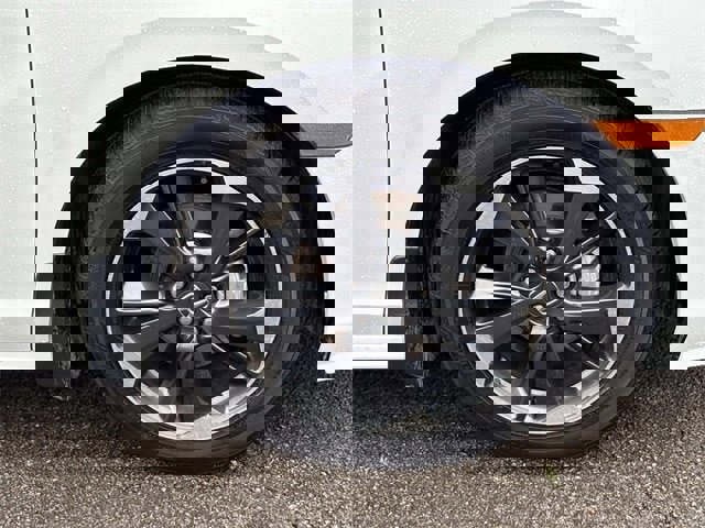 Used 2023 Honda Odyssey Elite image 9