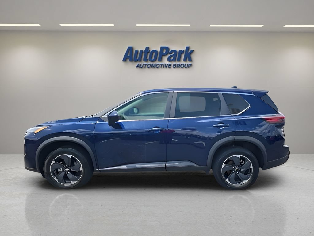Used 2025 Nissan Rogue SV AWD/4WD image 4