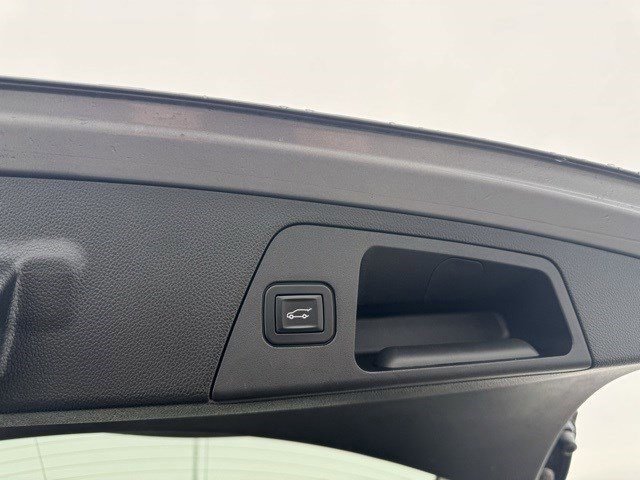 Used 2019 Buick Envision Premium image 31