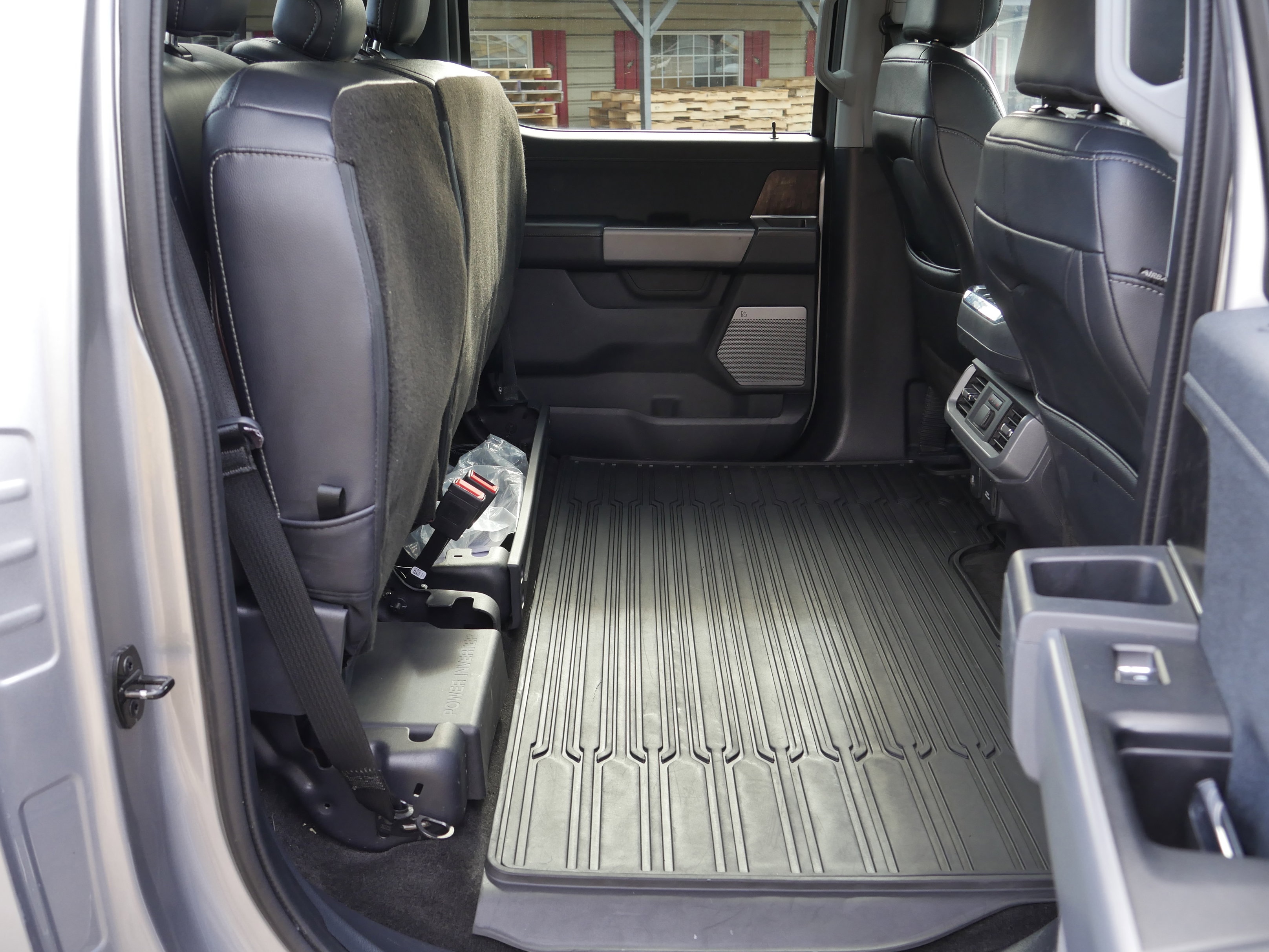 Certified 2021 Ford F150 Lariat w/ Equipment Group 502A High image 32