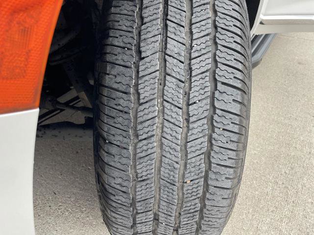 Used 2023 GMC Yukon SLT image 11