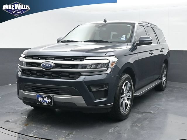 Certified 2023 Ford Expedition XLT RWD image 3