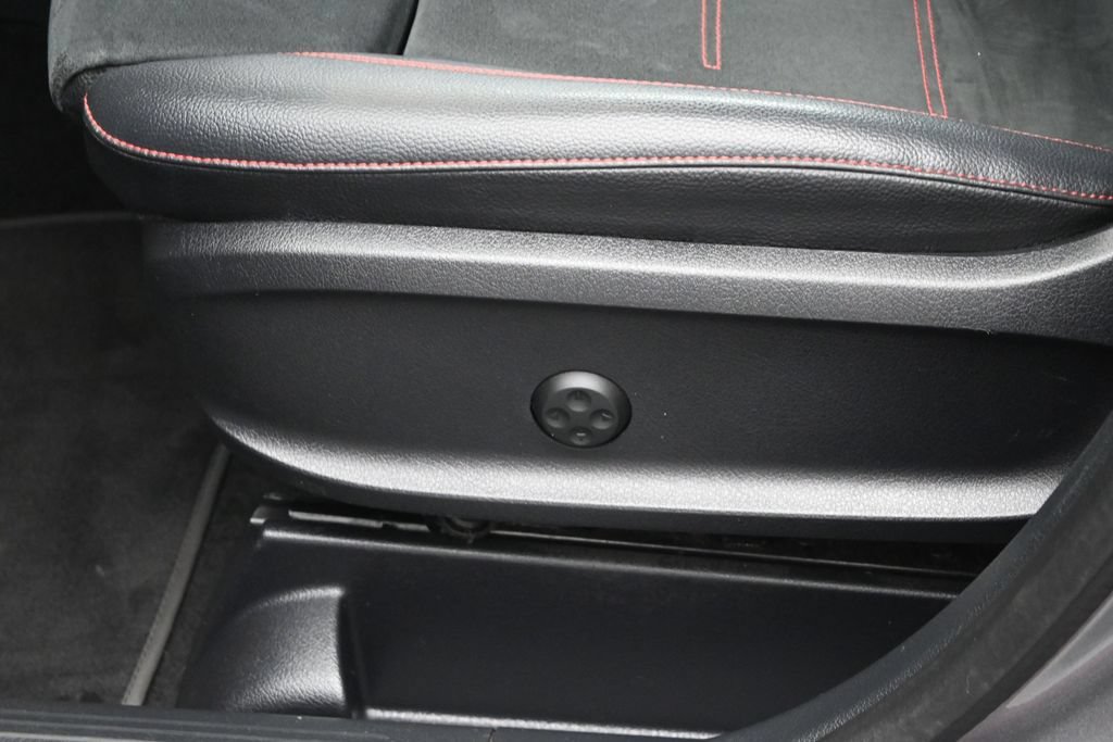 Used 2021 Mercedes-Benz GLB 250 image 9