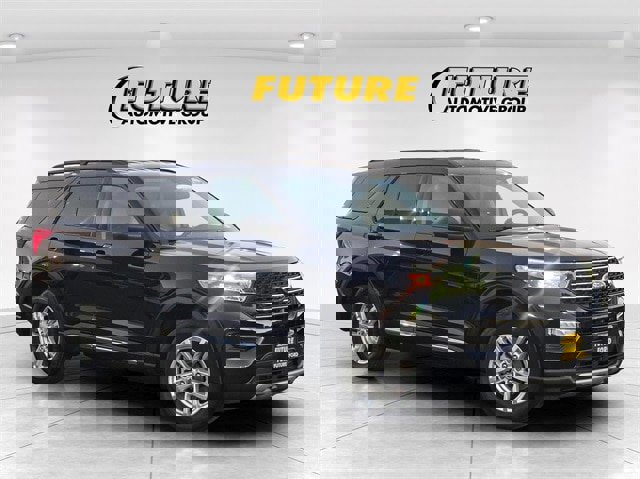 Certified 2023 Ford Explorer XLT w/ Equipment Group 202A