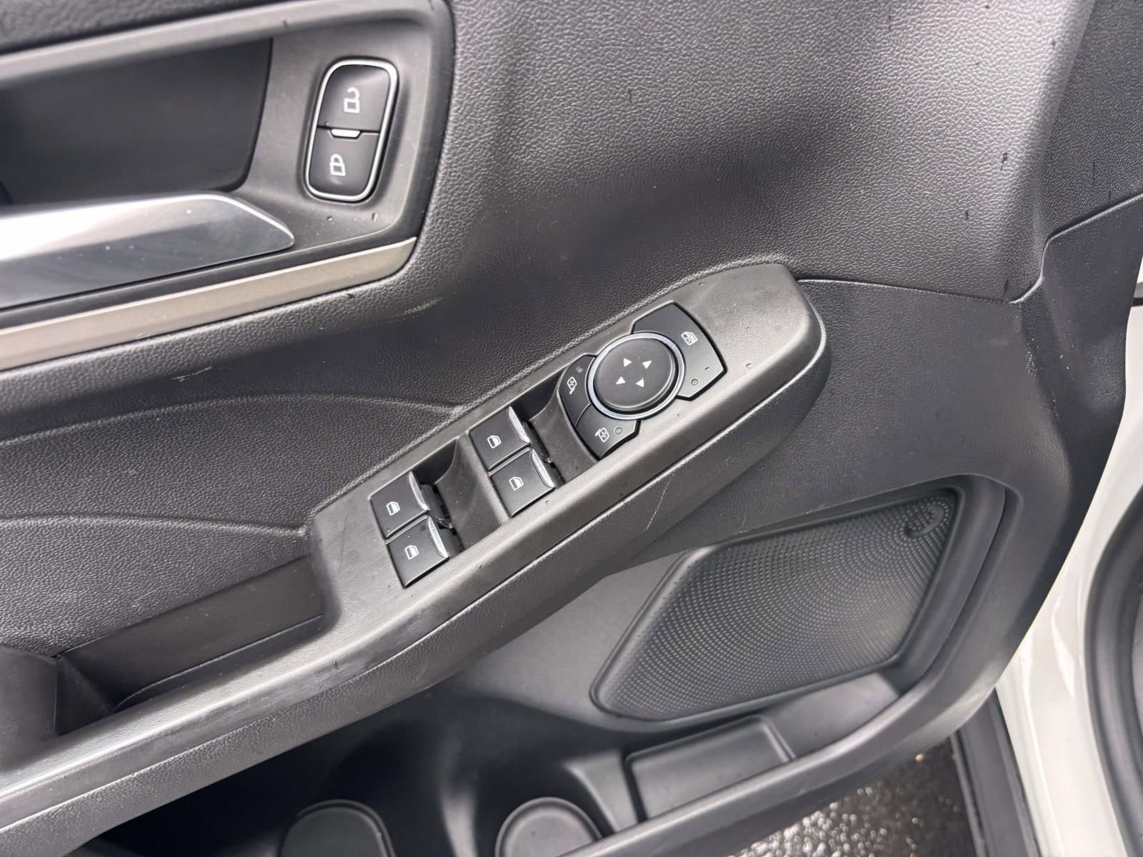 Certified 2021 Ford Escape SE w/ SE Sport Appearance Package image 15