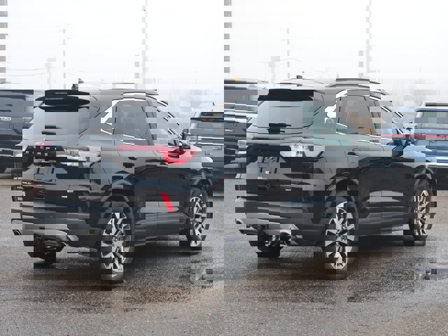 Certified 2020 Ford Escape Titanium image 6