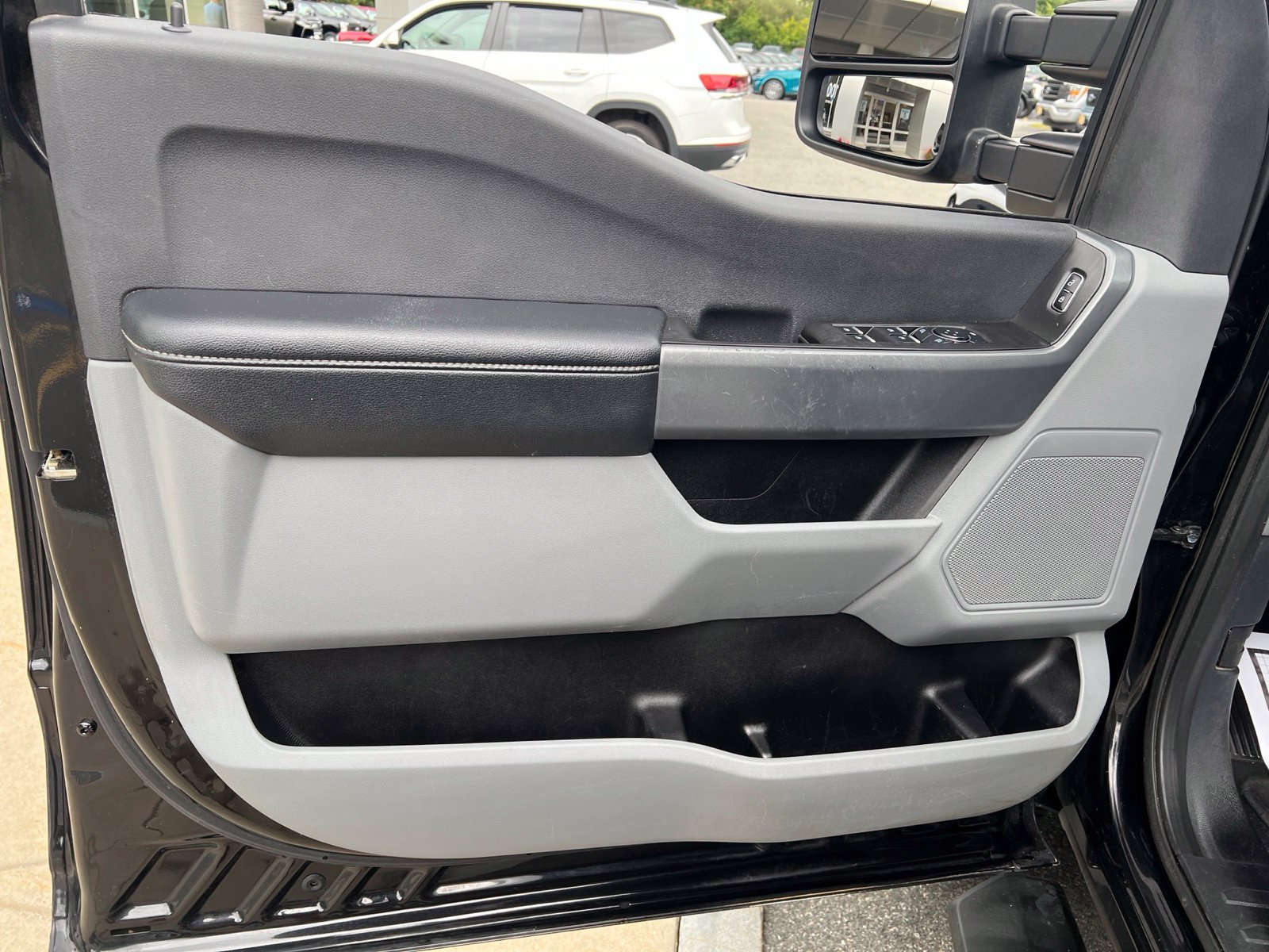 Certified 2023 Ford F250 XLT w/ 360-Degree Camera Package AWD/4WD image 15