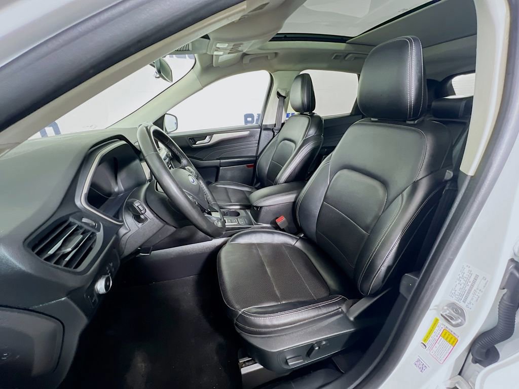 Certified 2022 Ford Escape SEL w/ Technology Package image 13