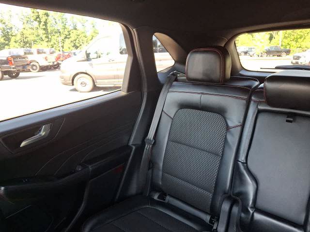 Certified 2024 Ford Escape ST-Line AWD/4WD image 12