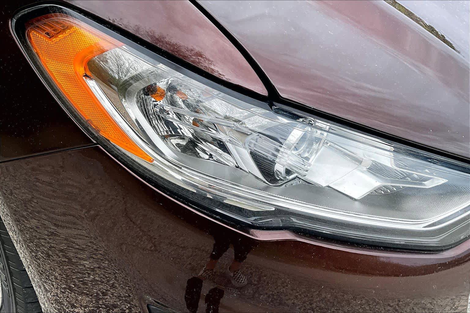 Certified 2019 Ford Fusion SE AWD/4WD image 26