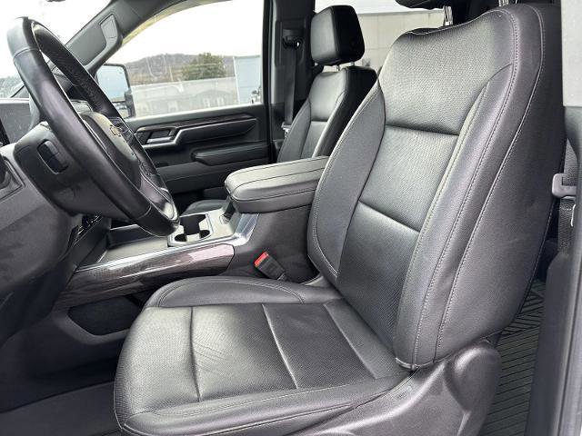 Used 2025 Chevrolet Silverado 2500 LTZ w/ LTZ Premium Package image 14