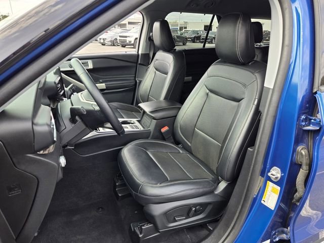 Certified 2022 Ford Explorer Limited RWD image 8