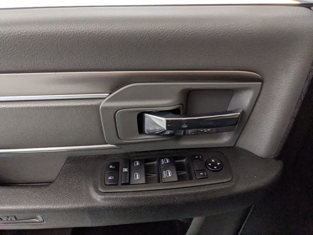 Used 2023 RAM 1500 Classic SLT image 16