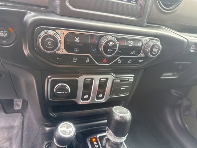 Used 2021 Jeep Wrangler Sport AWD/4WD image 26