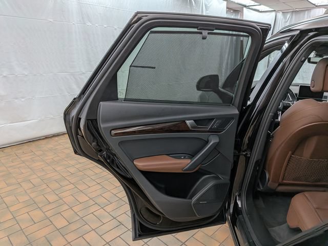 Used 2019 Audi Q5 2.0T Premium Plus w/ Premium Plus Package AWD/4WD image 21