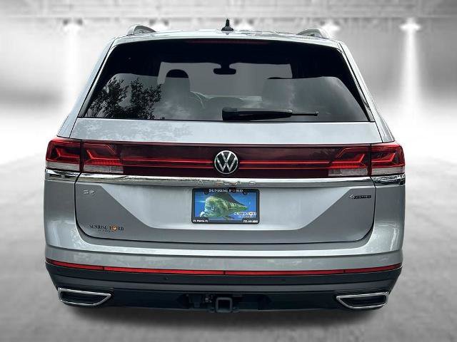 Used 2024 Volkswagen Atlas SE AWD/4WD image 6