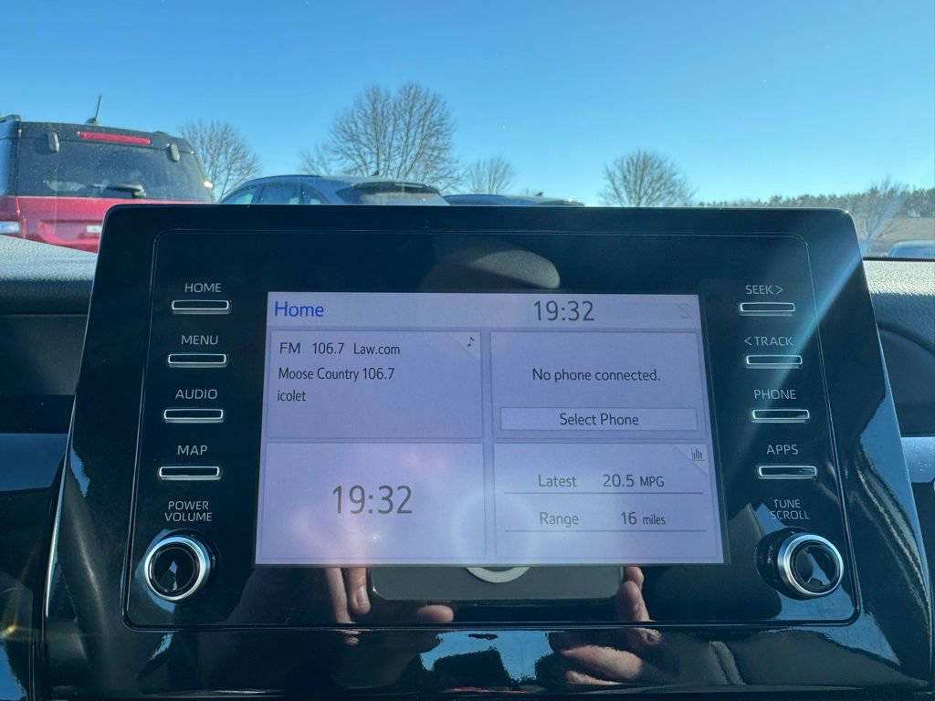 Used 2024 Toyota Camry SE image 18