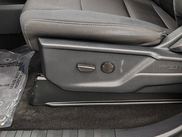 Certified 2025 Ford F150 XLT AWD/4WD image 26