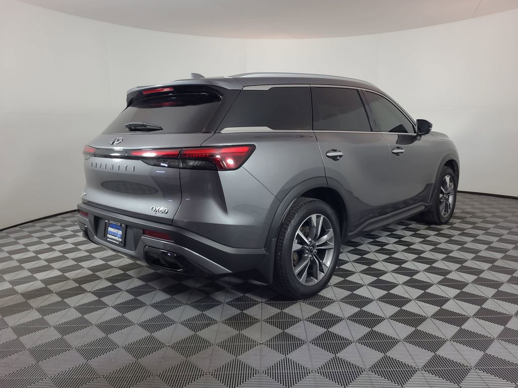 Used 2023 INFINITI QX60 Luxe AWD/4WD image 3