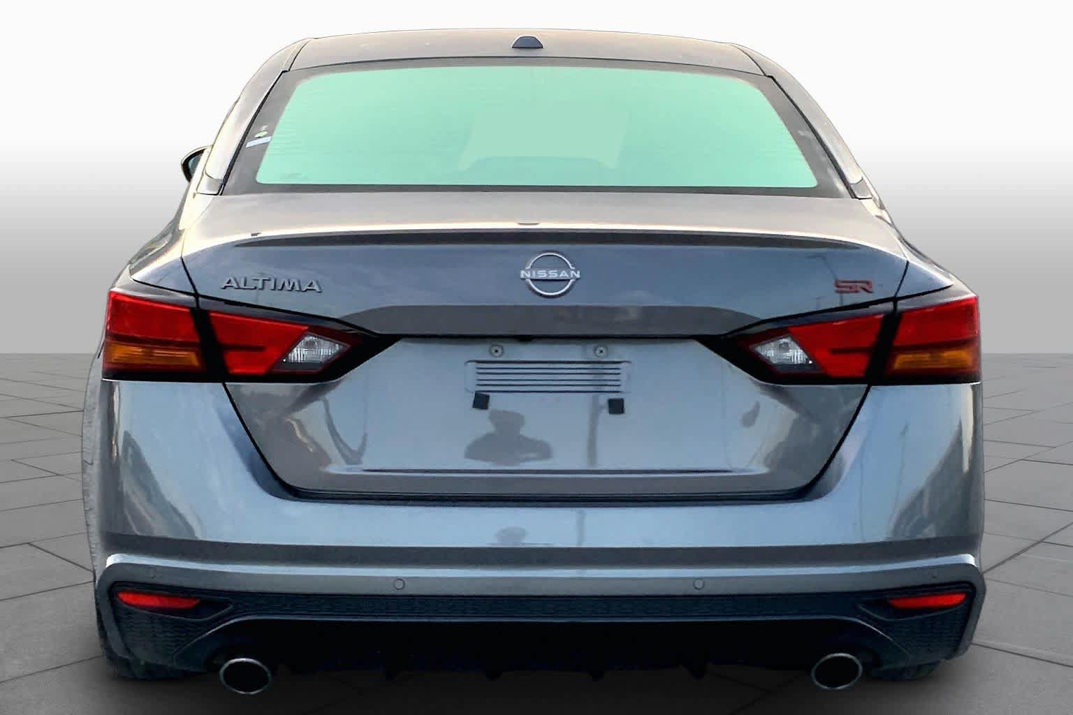 Used 2024 Nissan Altima 2.5 SR FWD image 5