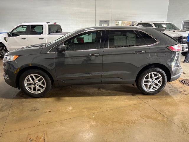 Certified 2021 Ford Edge SEL w/ Convenience Package AWD/4WD image 5