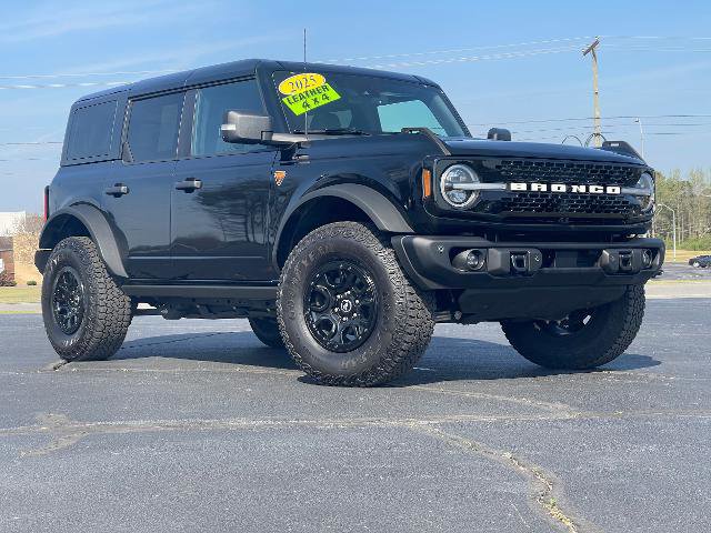 Certified 2025 Ford Bronco Badlands AWD/4WD image 2
