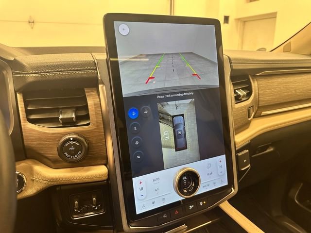 Certified 2024 Ford Expedition Limited image 29